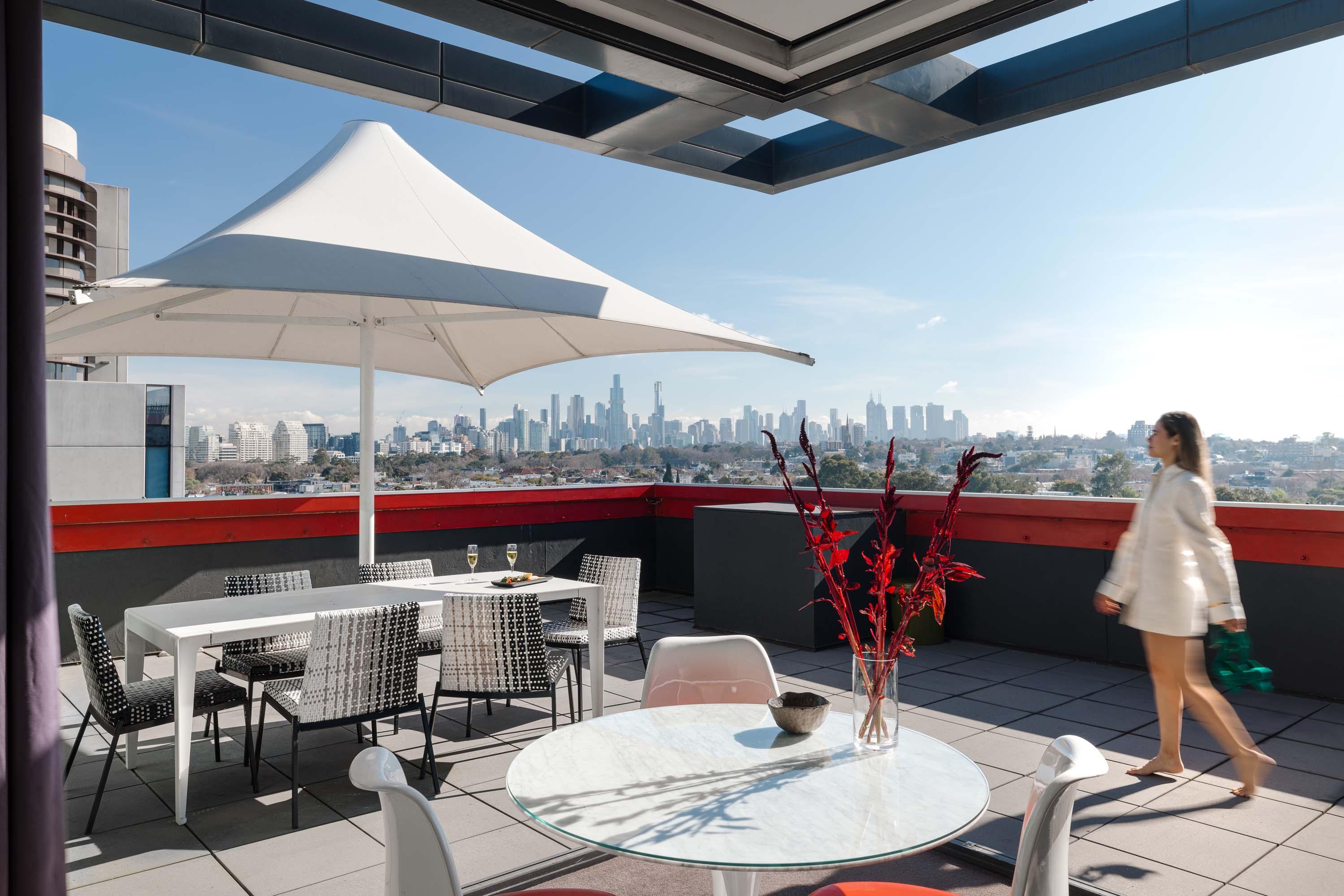 Vista Exterior The Cullen Melbourne - Art Series