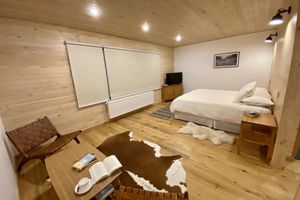 Alojamiento - The Line Hotel