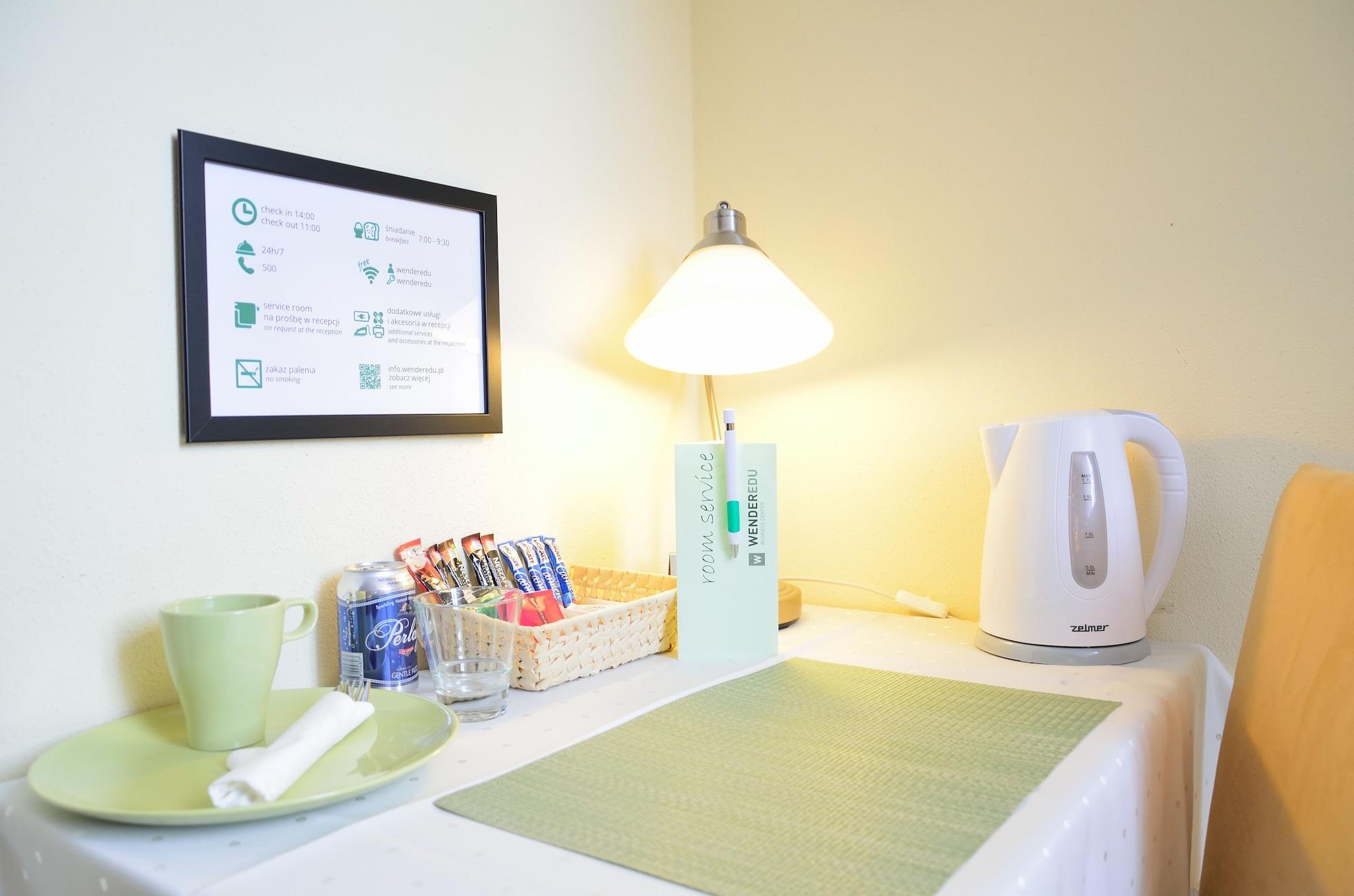Set de Habitación WenderEDU Business Center