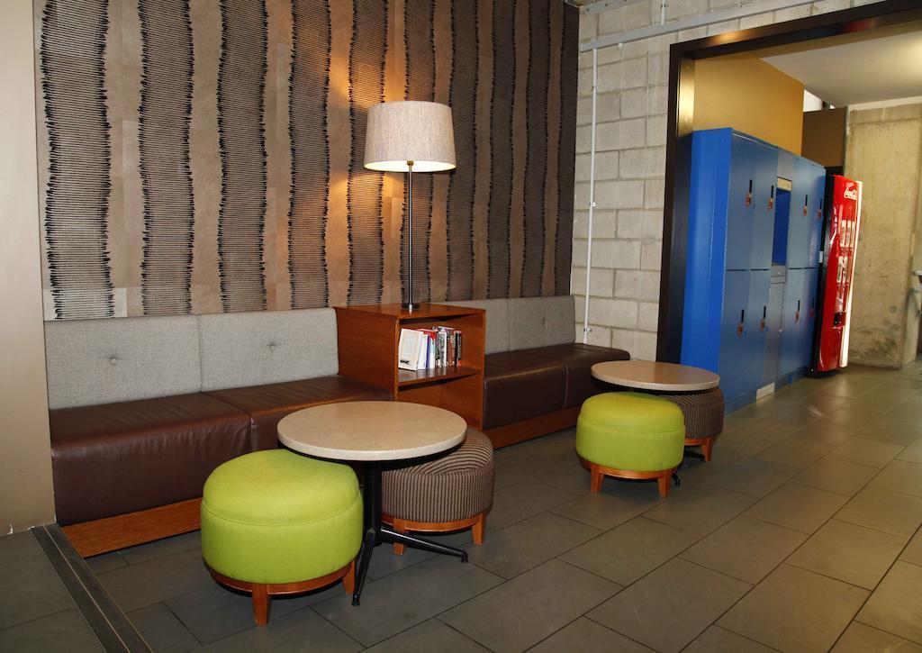 Vista Lobby ibis Budget Auckland Central