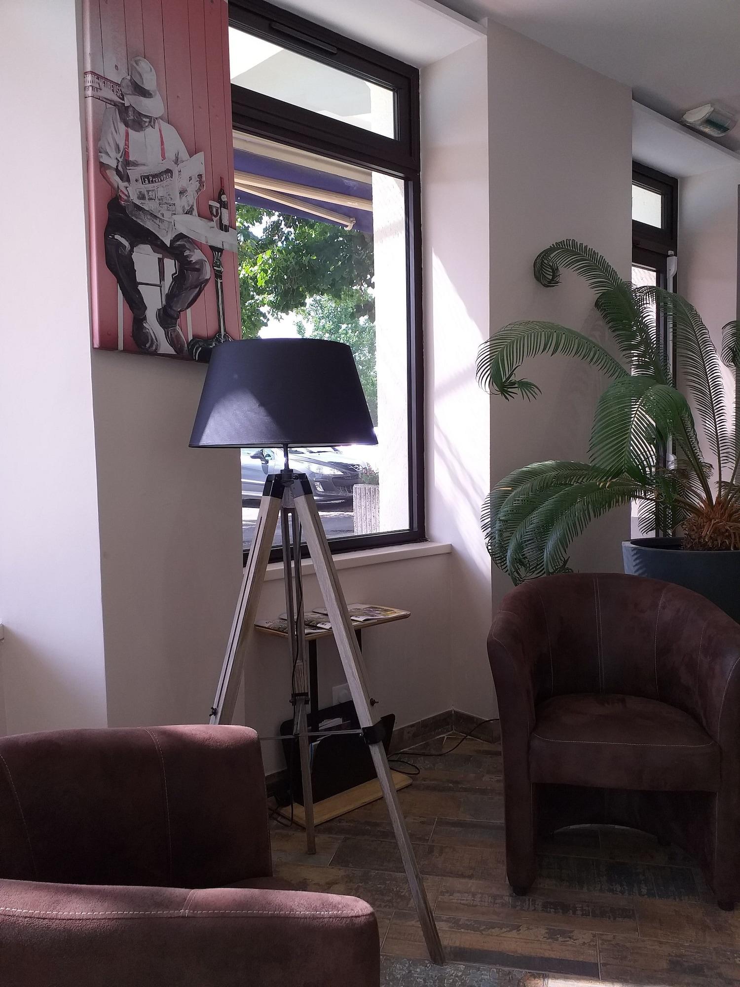 Vista Lobby Hôtel La Couronne