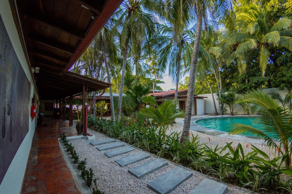 Vista Exterior Cafe de Playa Boutique Hotel on the Beach