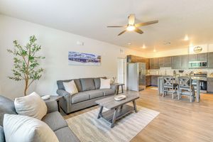 Alquiler Vacacional - 2 Mi to Dtwn & Nau: Flagstaff Condo w/ Patio!