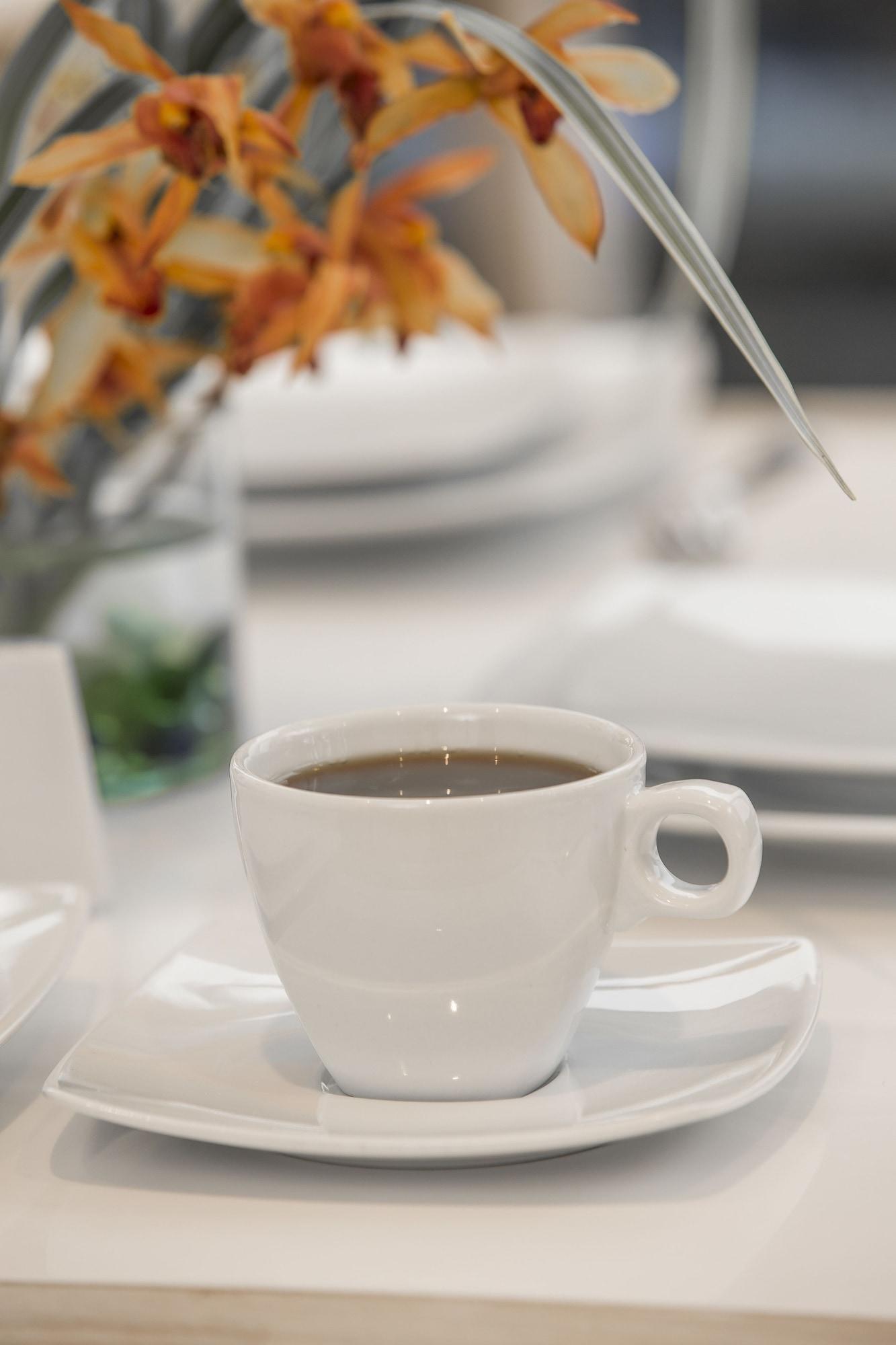 Bar/Salón Hotel Dix