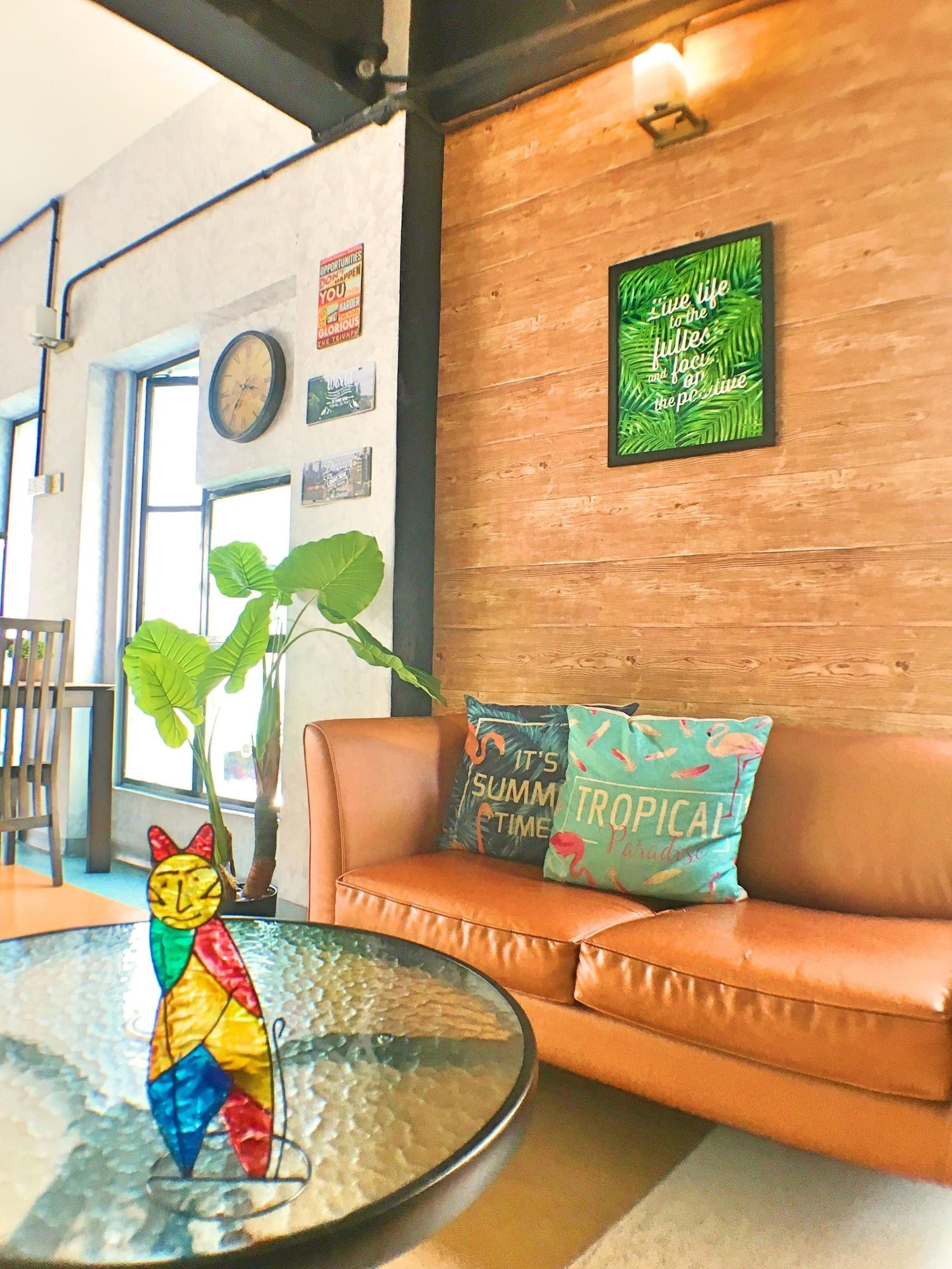 Vista Lobby Lavender Guesthouse - Hostel