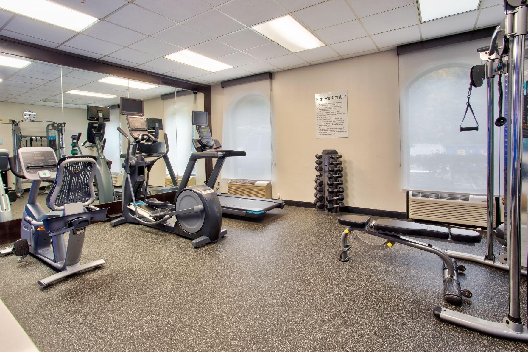 Gimnasio Holiday Inn Express Hotel & Suites Dover by IHG