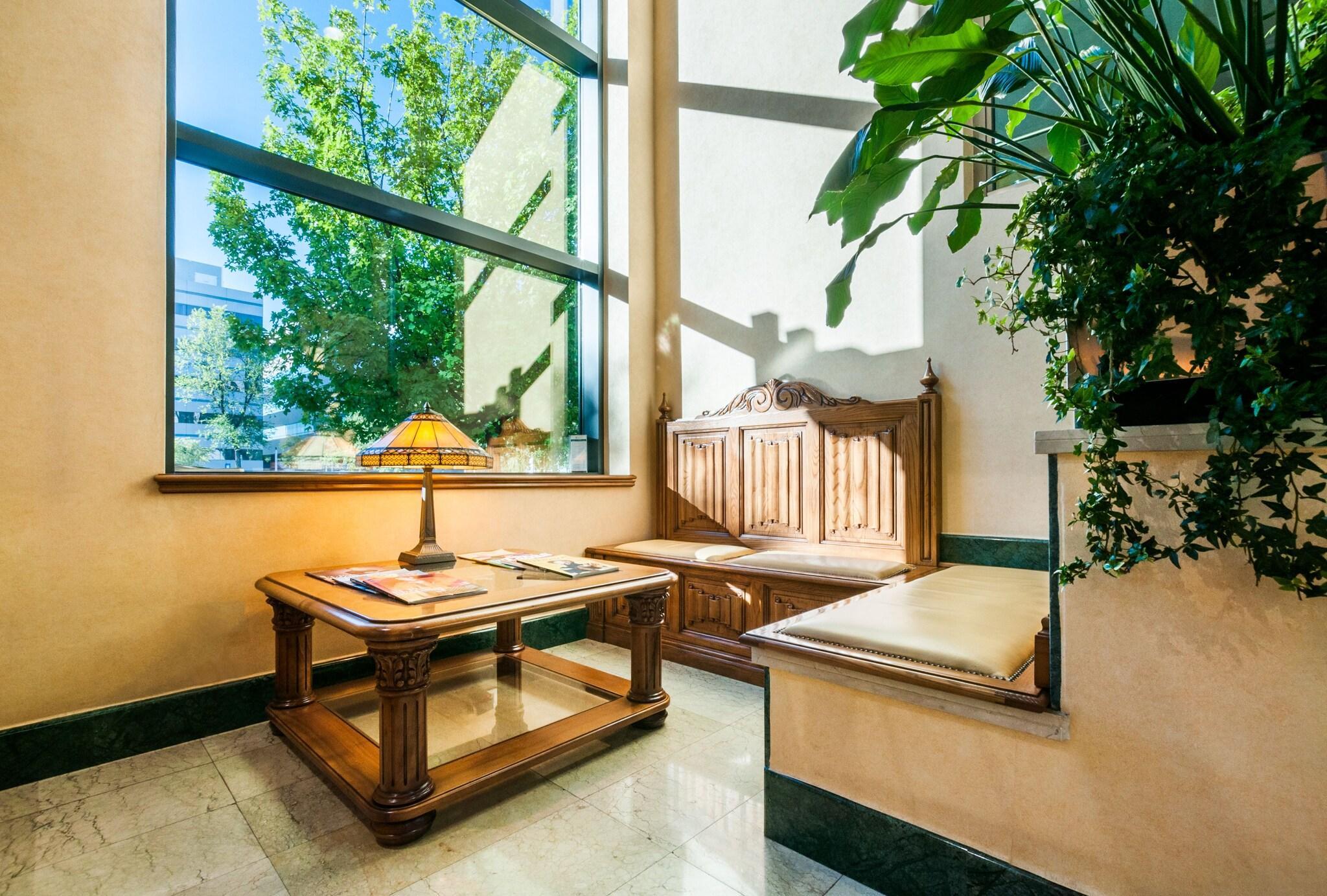 Vista Lobby Hotel Julia Madrid