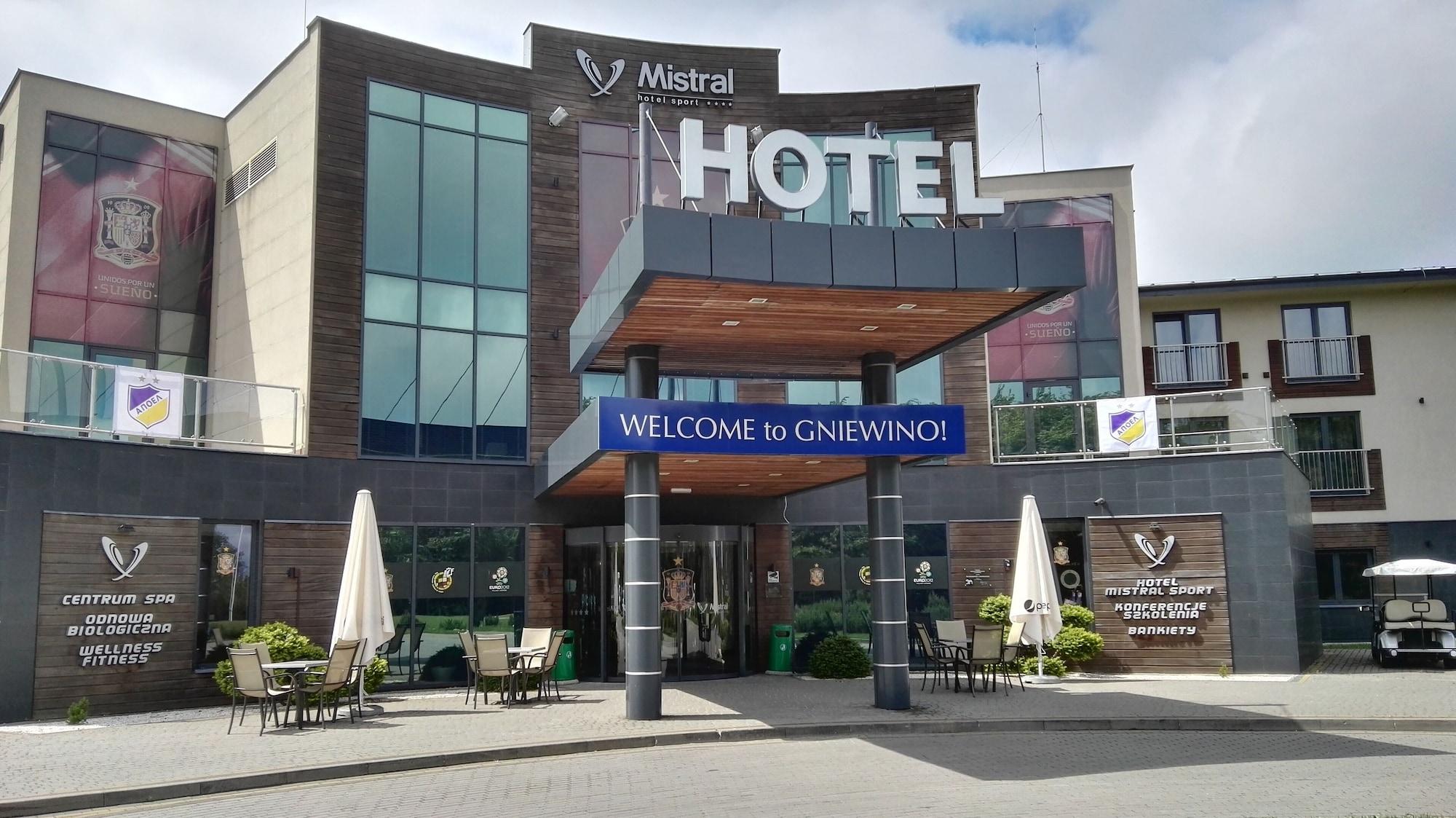 Vista Exterior Hotel Mistral Sport