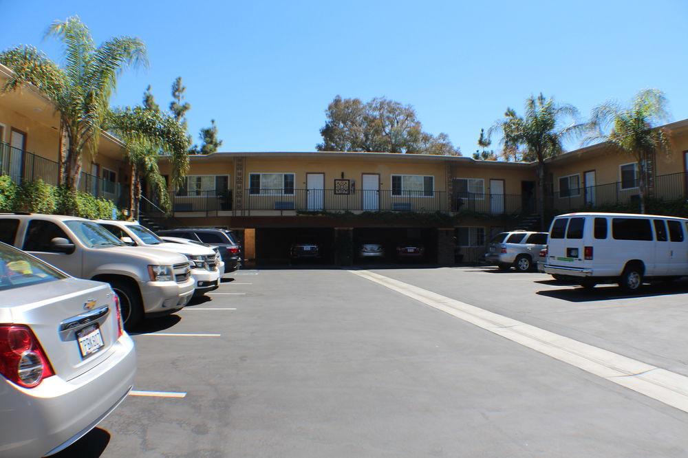 Comodidades do estabelecimento Anaheim Islander Inn and Suites