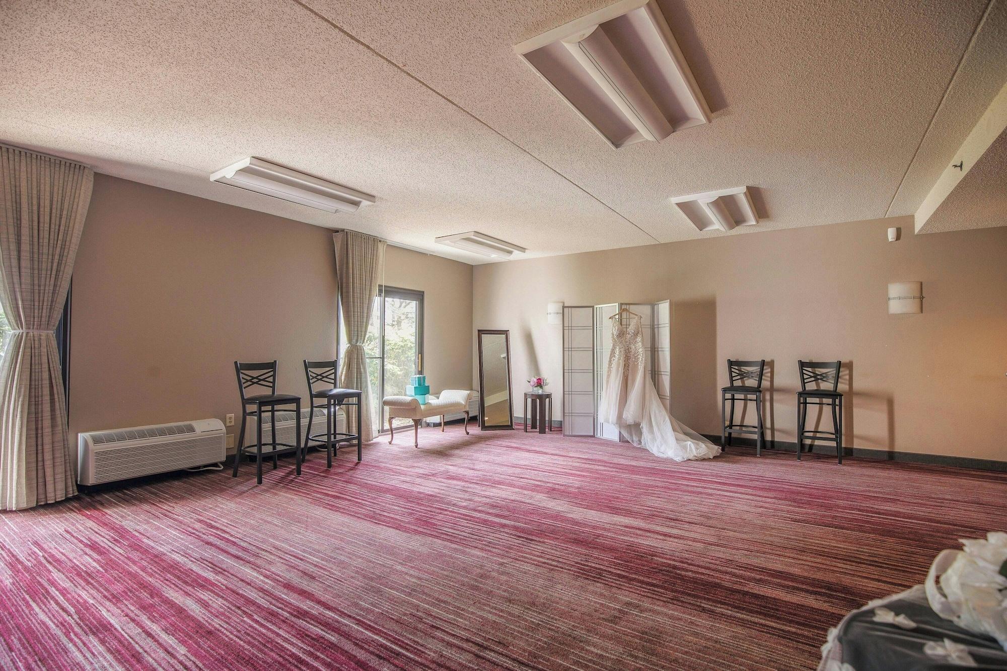 Salón de Baile Courtyard by Marriott Lincroft Red Bank