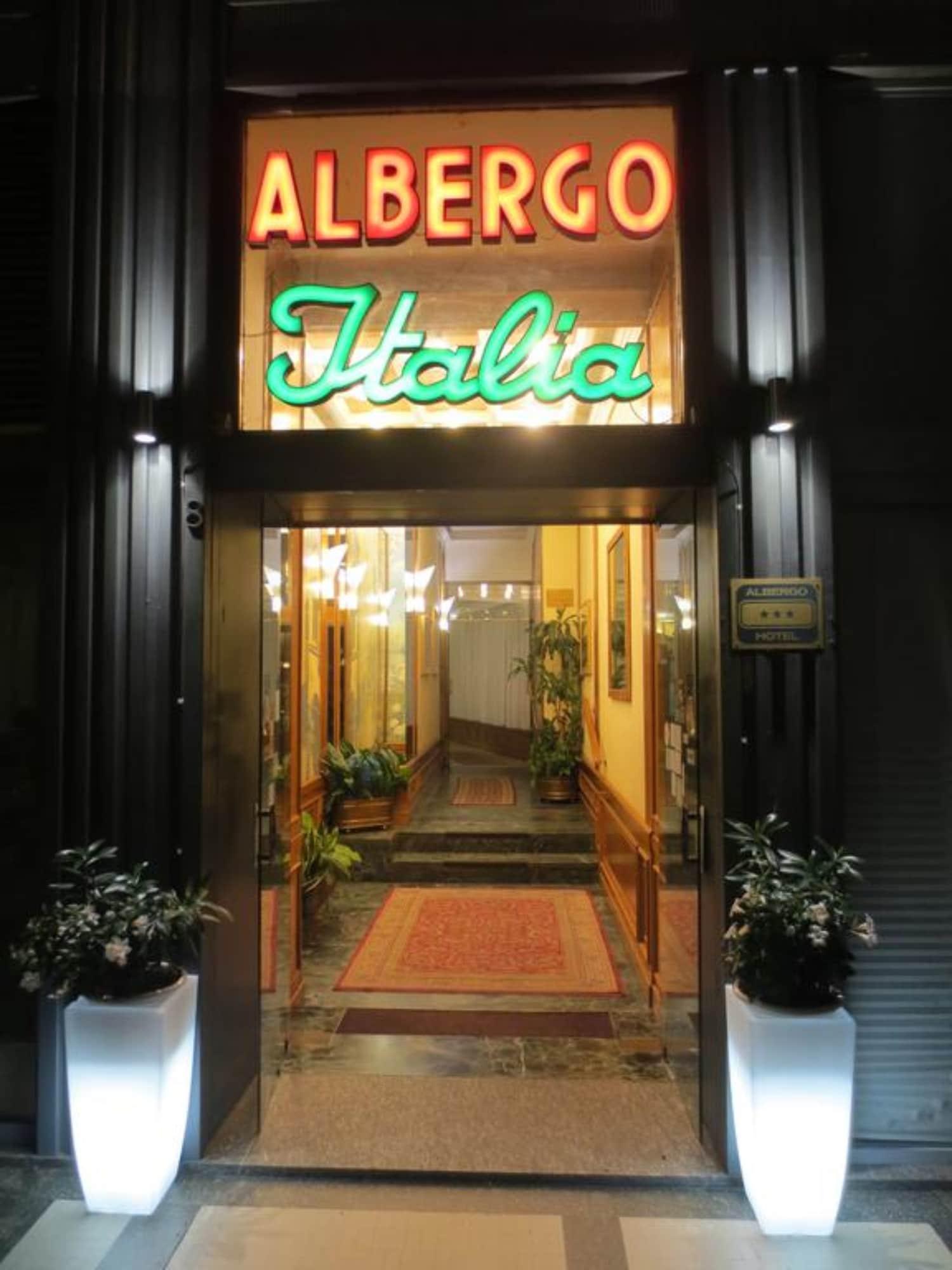 Vista Exterior Hotel Italia