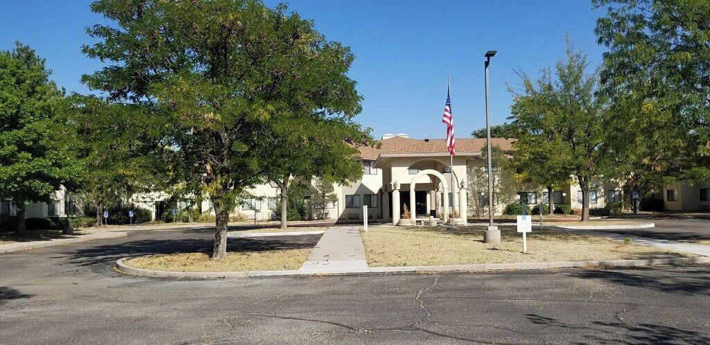 Vista Exterior B&J HOTELS