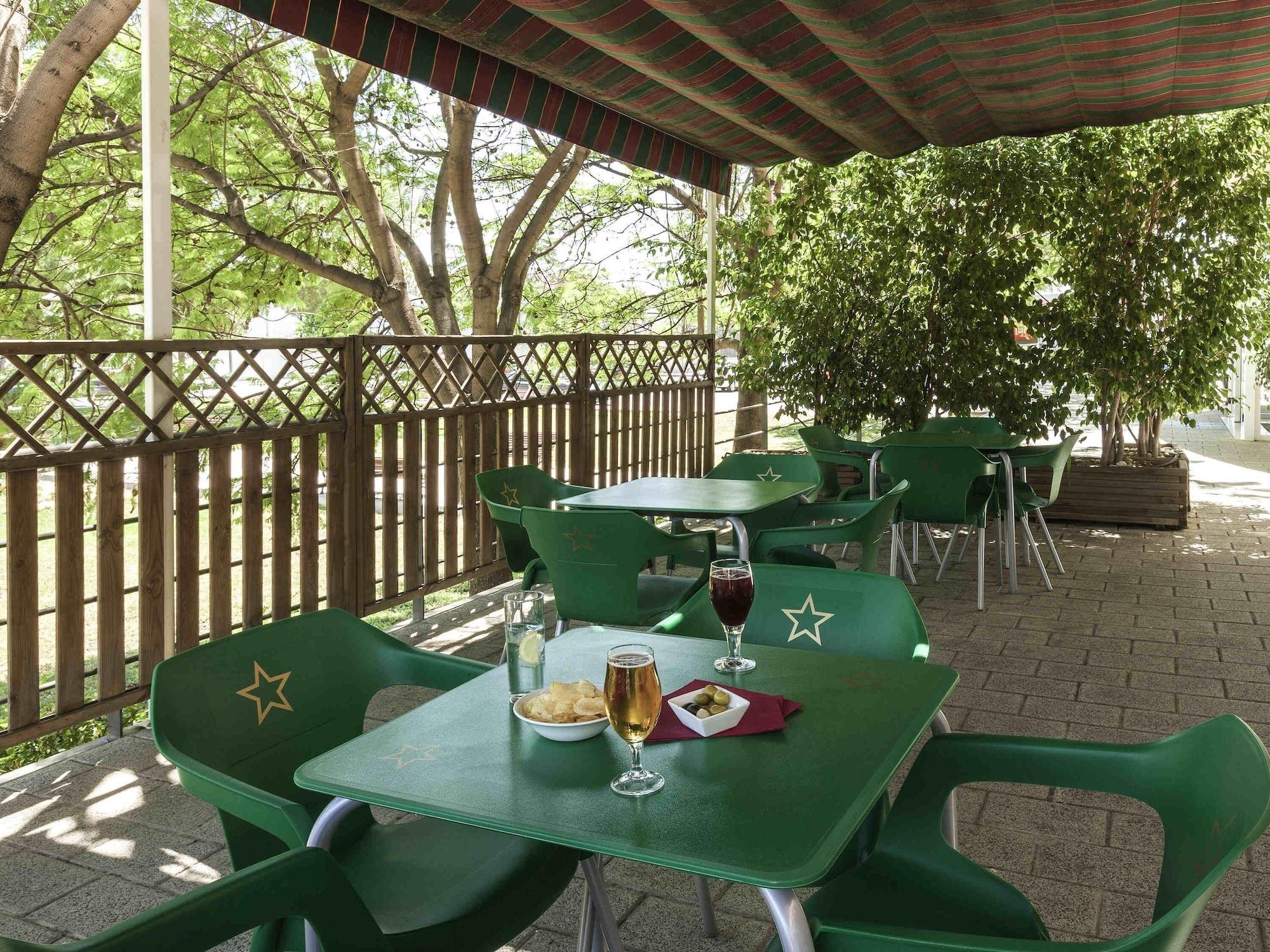 Bar/Salón ibis Murcia