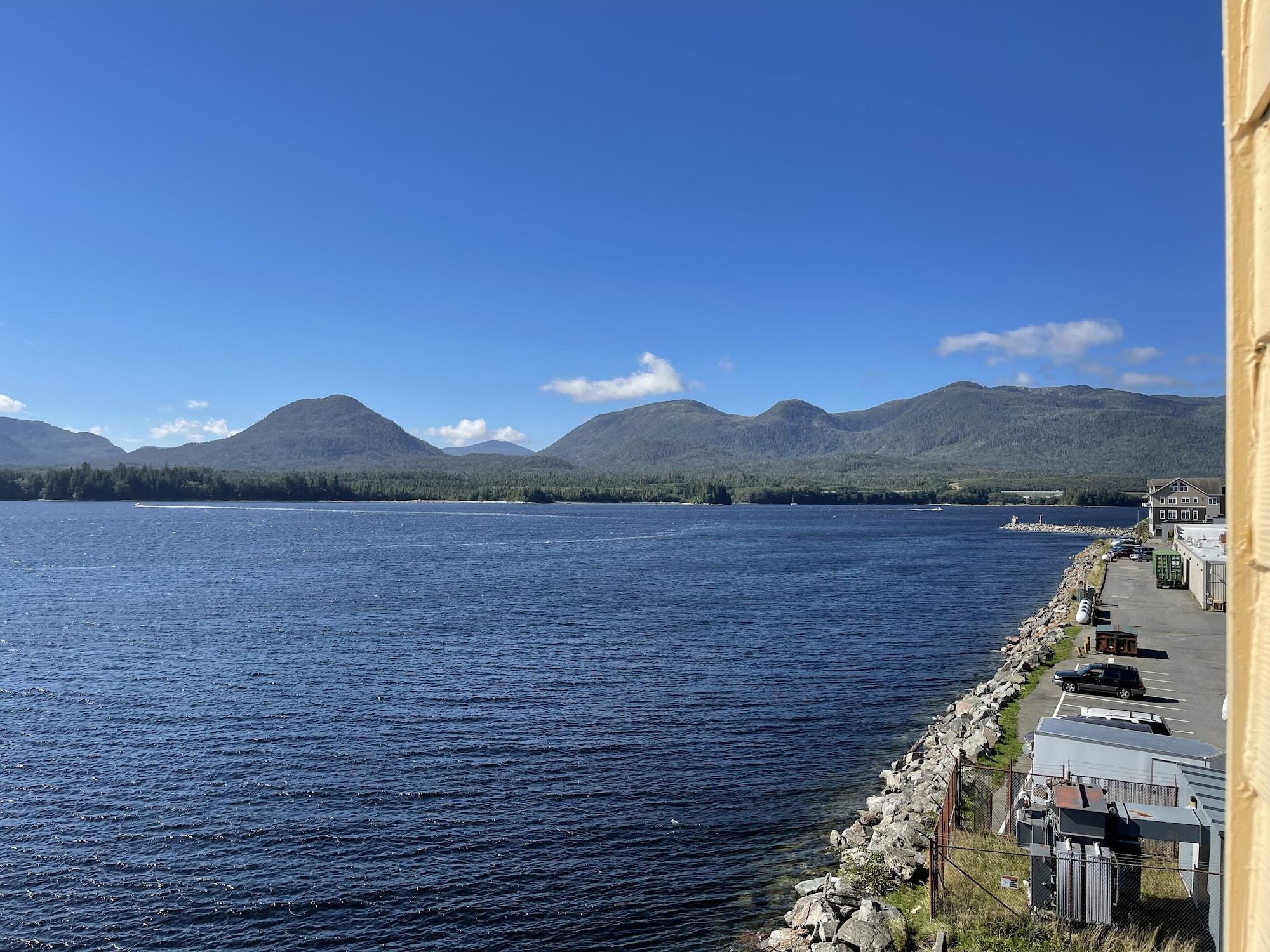 Vista Exterior Super 8 by Wyndham Ketchikan