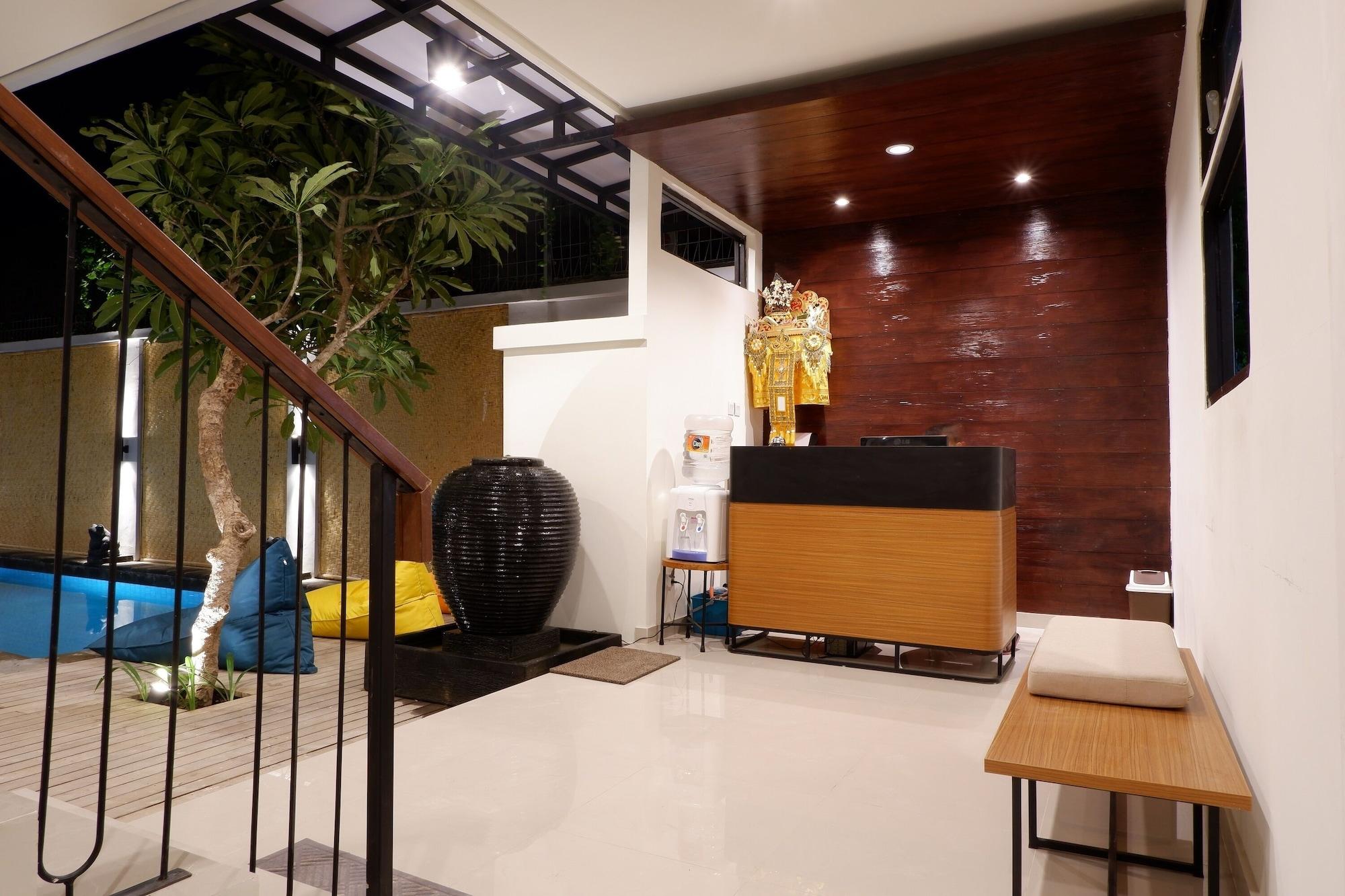 Vista Lobby Villa & Hotel B52 Gili Air