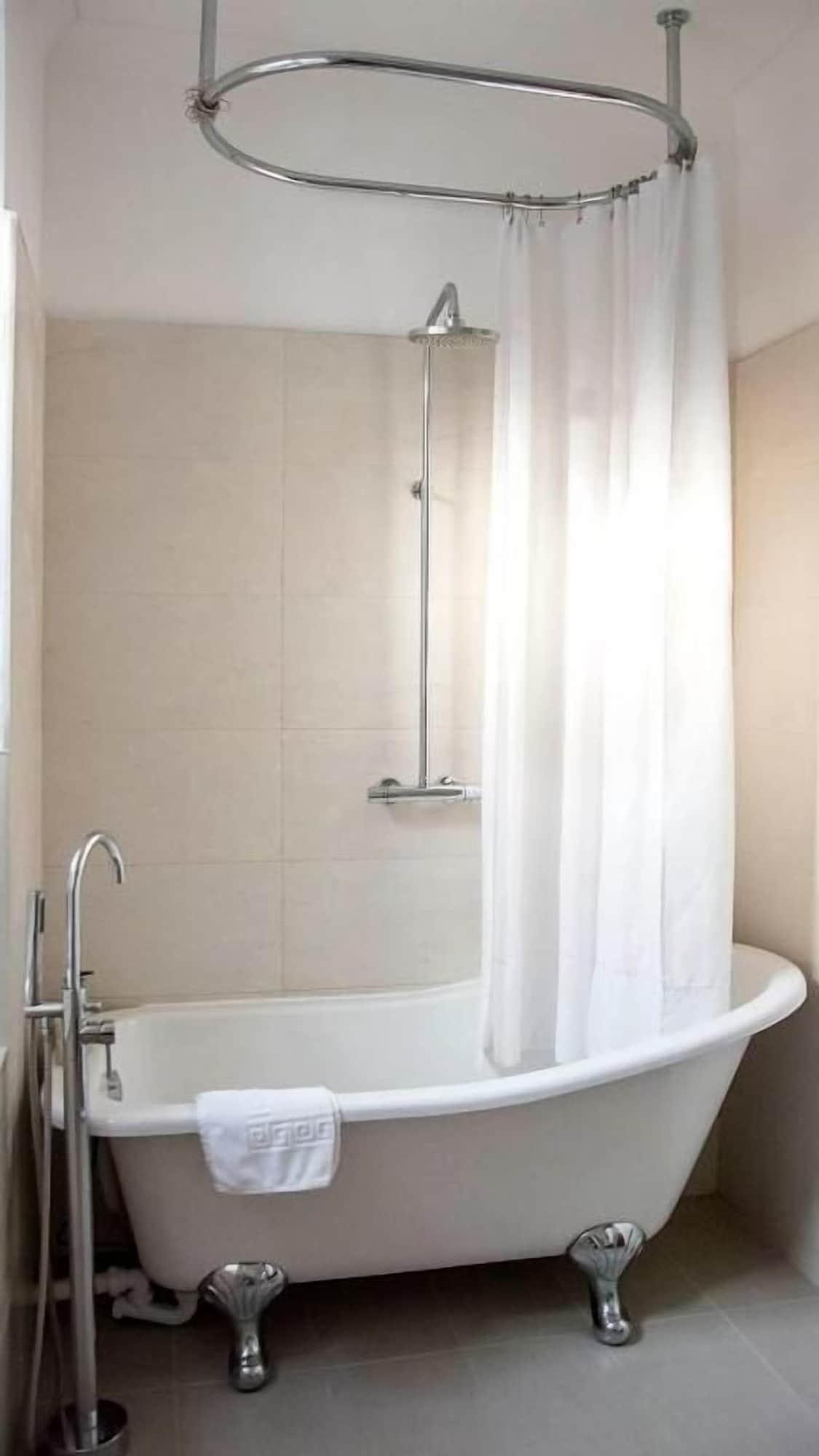 Equipamiento de Habitación Avonbridge Hotel