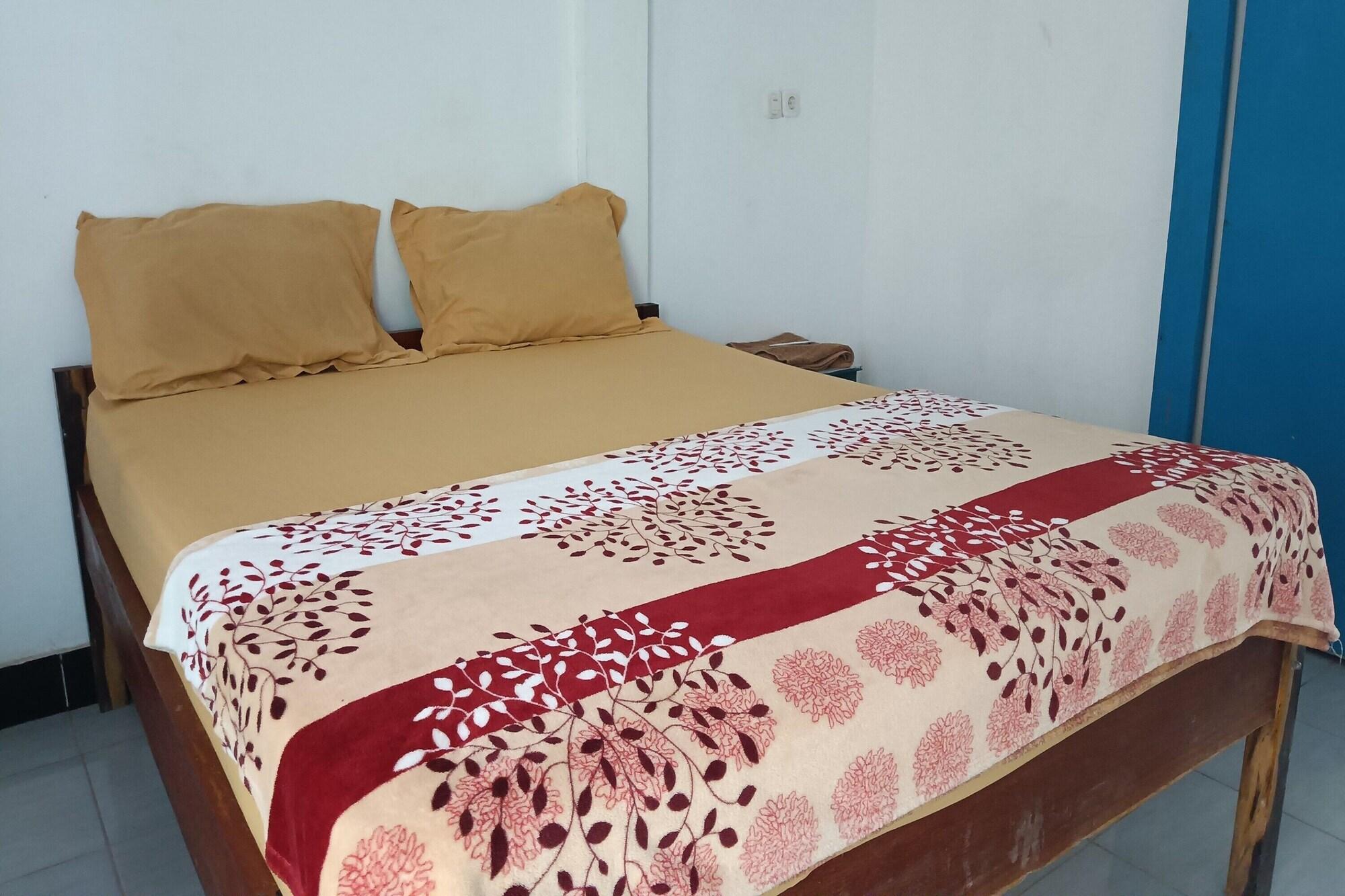 Varios OYO 93359 Kawi Homestay