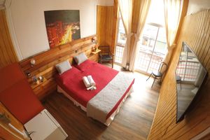 Alojamiento - VOY Hostales - Poniente