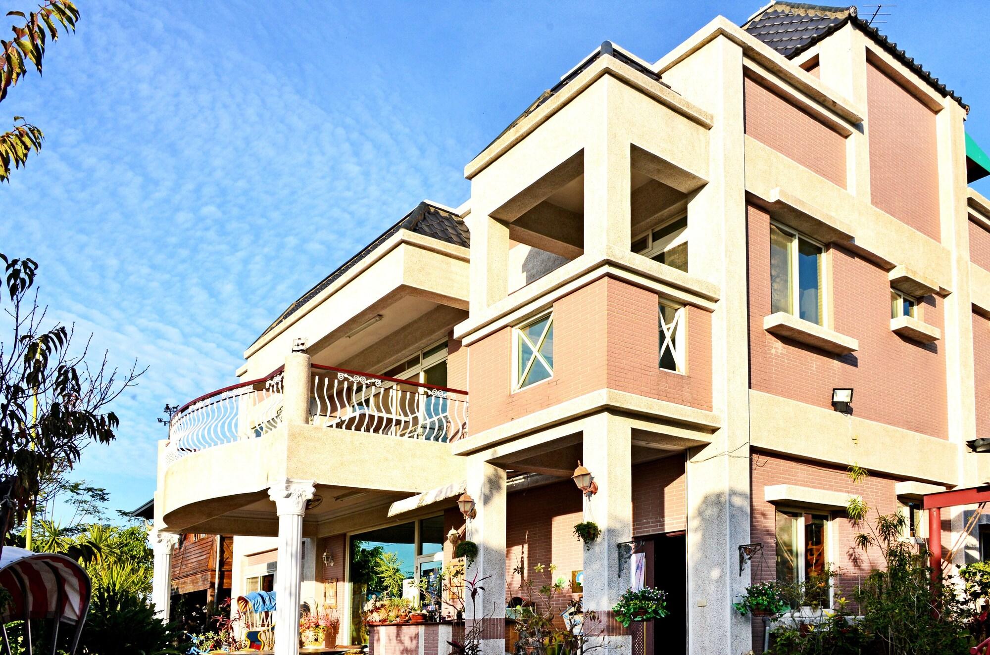 Varios Garden Life Homestay