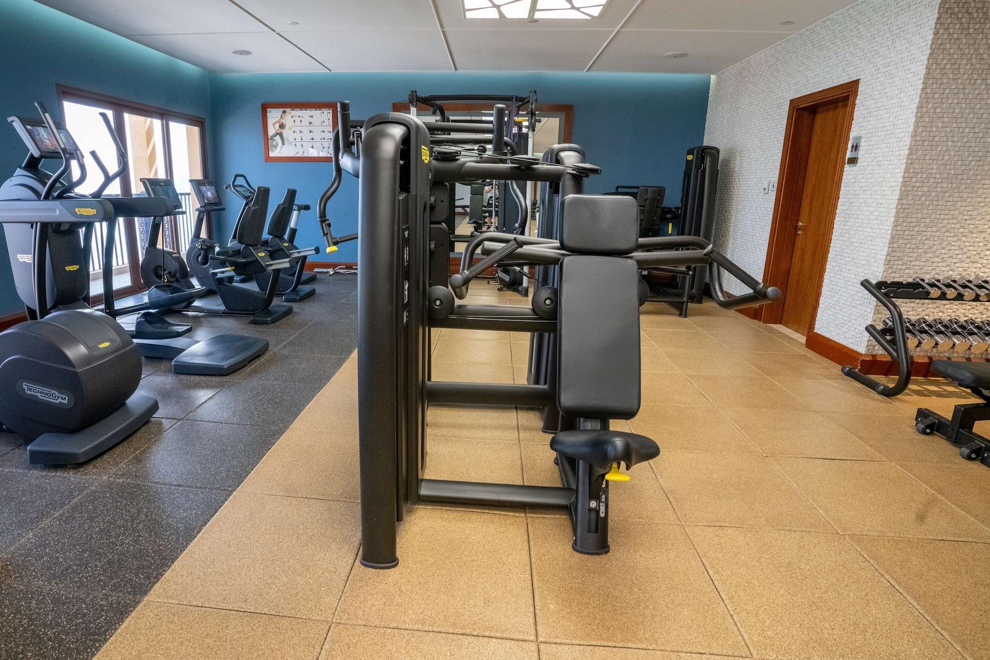 Gimnasio DoubleTree by Hilton Resort & Spa Marjan Island
