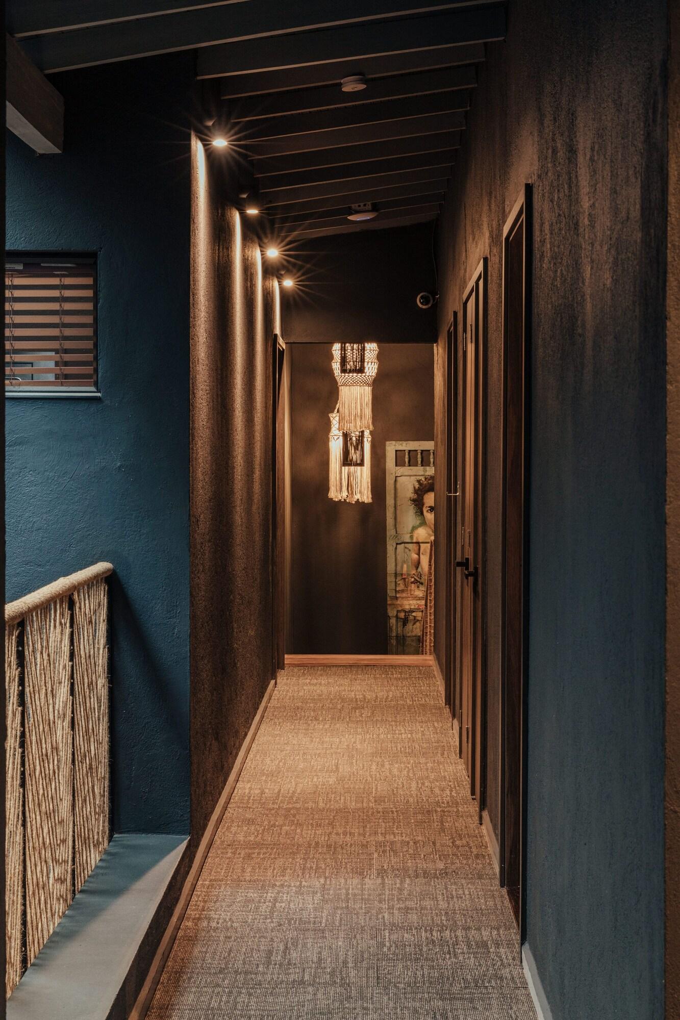 Varios Sui Posada Boutique