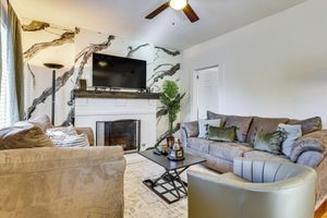 Alquiler Vacacional - Fenced Yard! Quiet Home, 3 Mi to Dtwn El Paso