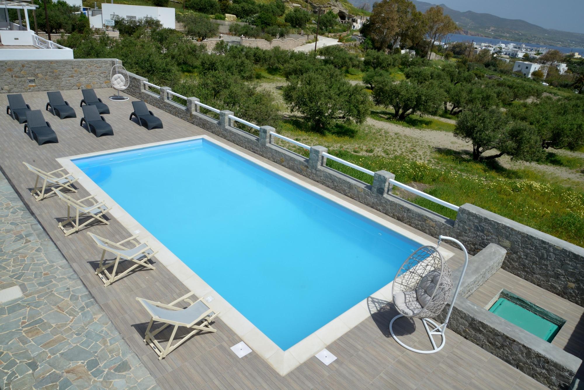 Varios Glaronisia Hotel