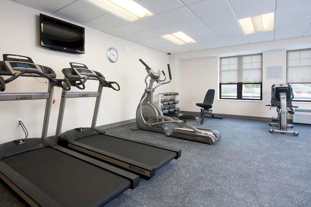 Gimnasio The Mosey Buffalo Williamsville, Tapestry Collection by Hilton