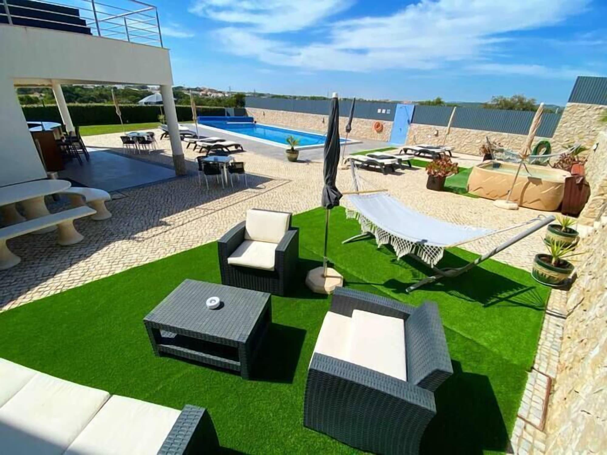 Vista Exterior Sunfield Guest House - Only adults