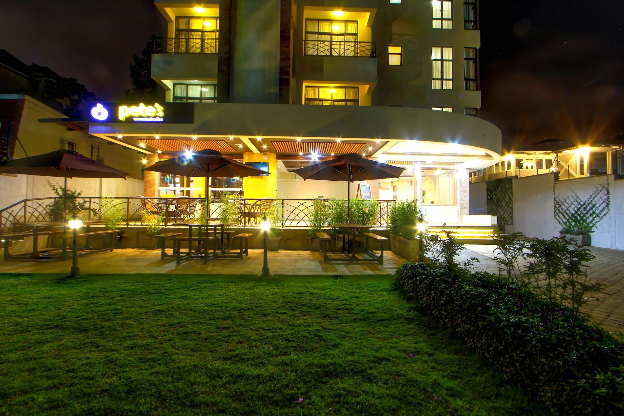 Vista Exterior Highlands Suites Apartment Hotel