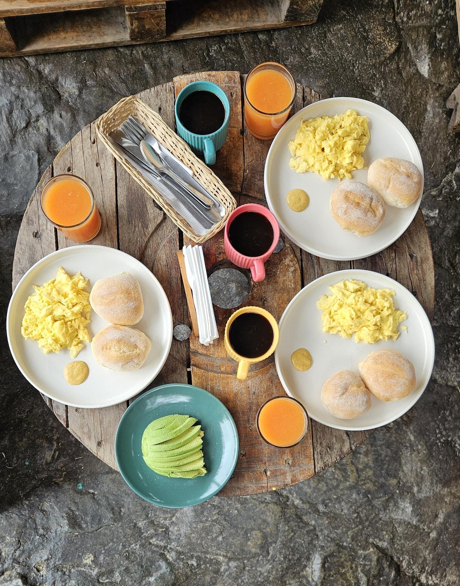 Restaurant The Upcycled Hostel