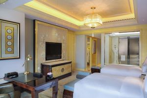 Alojamiento - Wanda Reign Wuhan