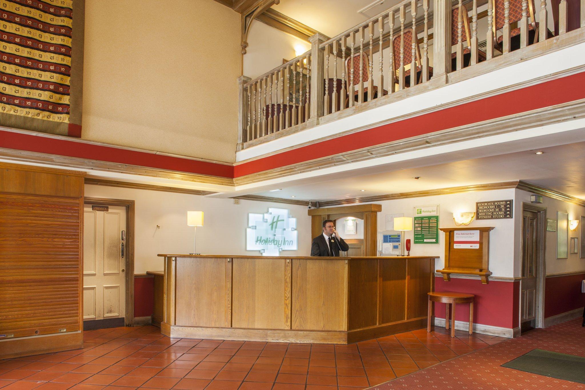 Vista Lobby Holiday Inn Reading - West