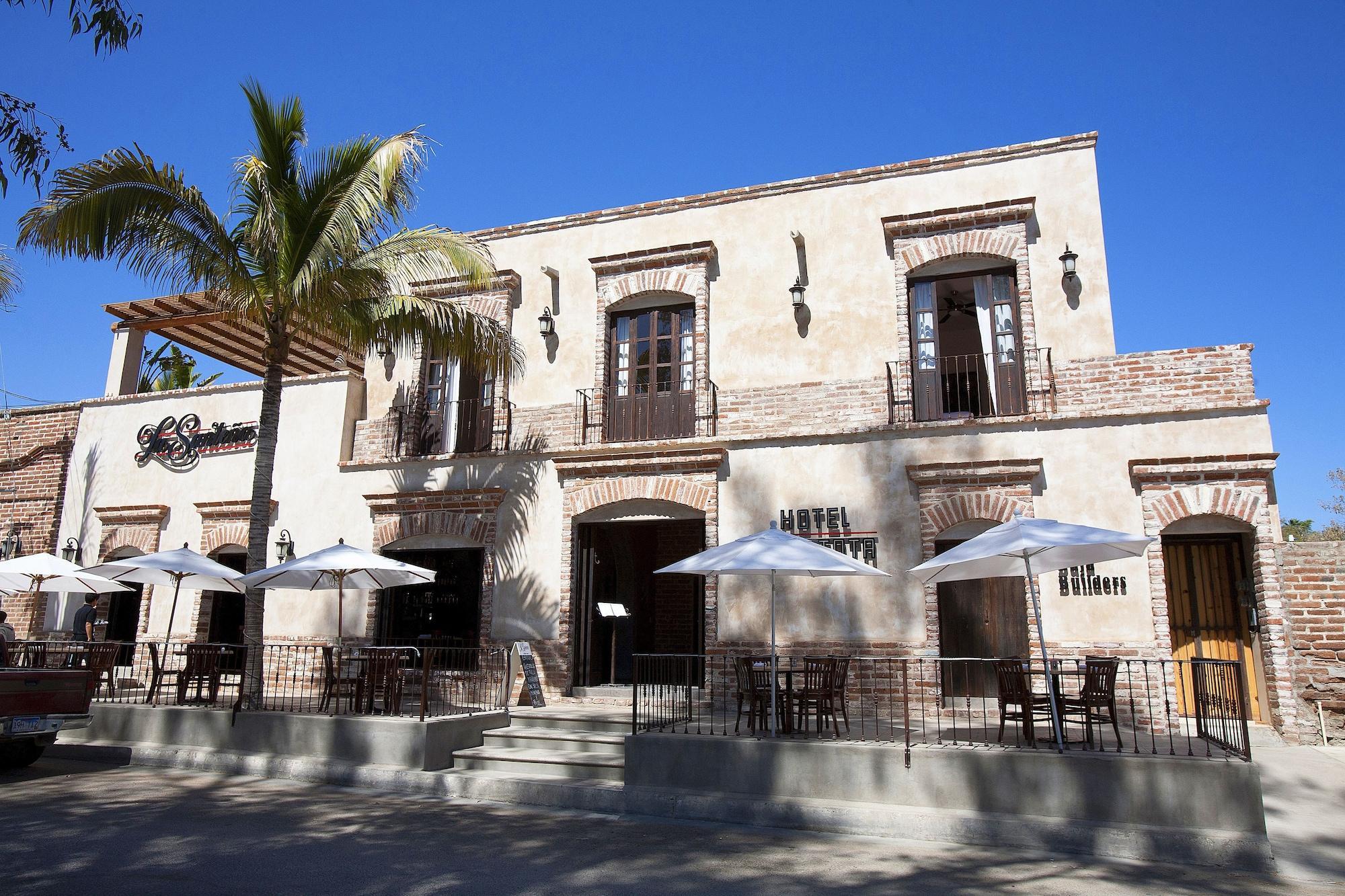 Vista Exterior Hotel Casa Tota