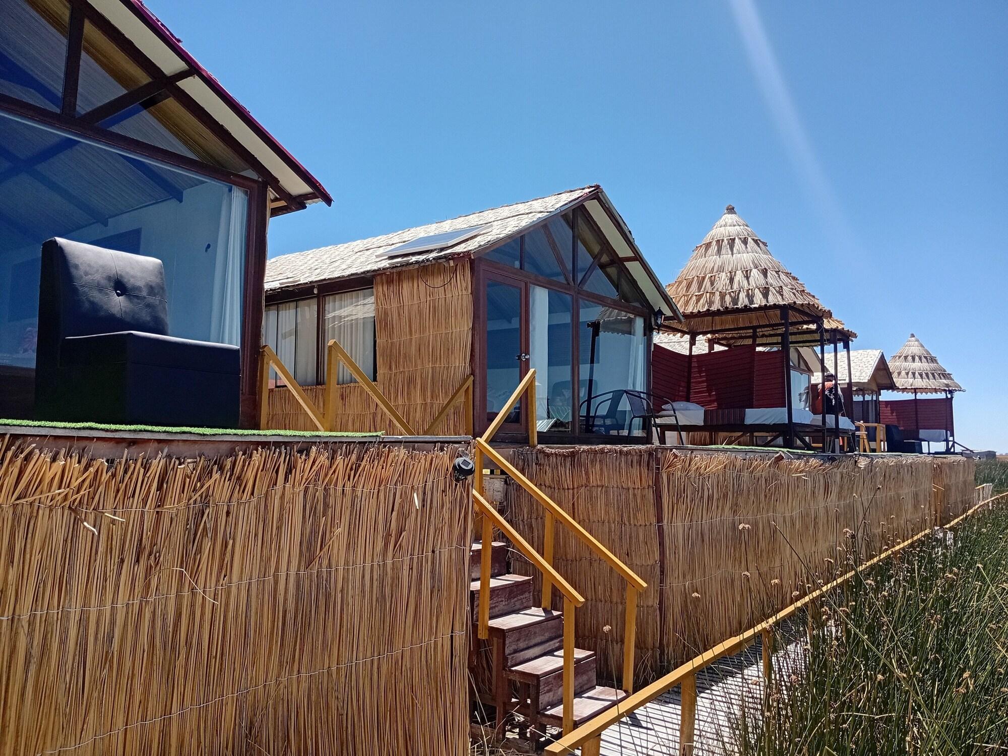 Varios Uros Kaivalia Lodge