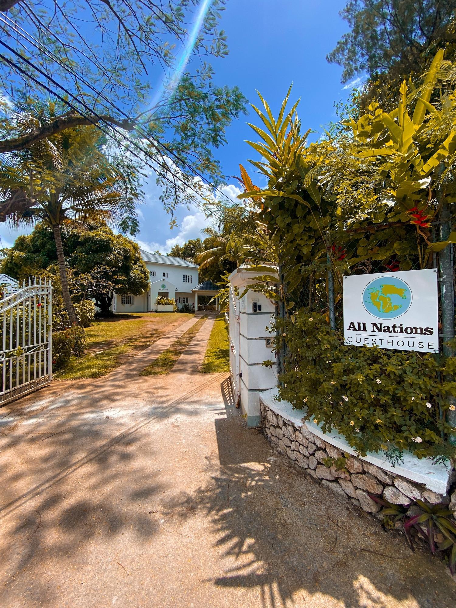 Vista Exterior All Nations Guesthouse