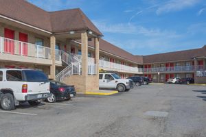 Alojamiento - Studios and Suites 4 Less Battlefield Blvd