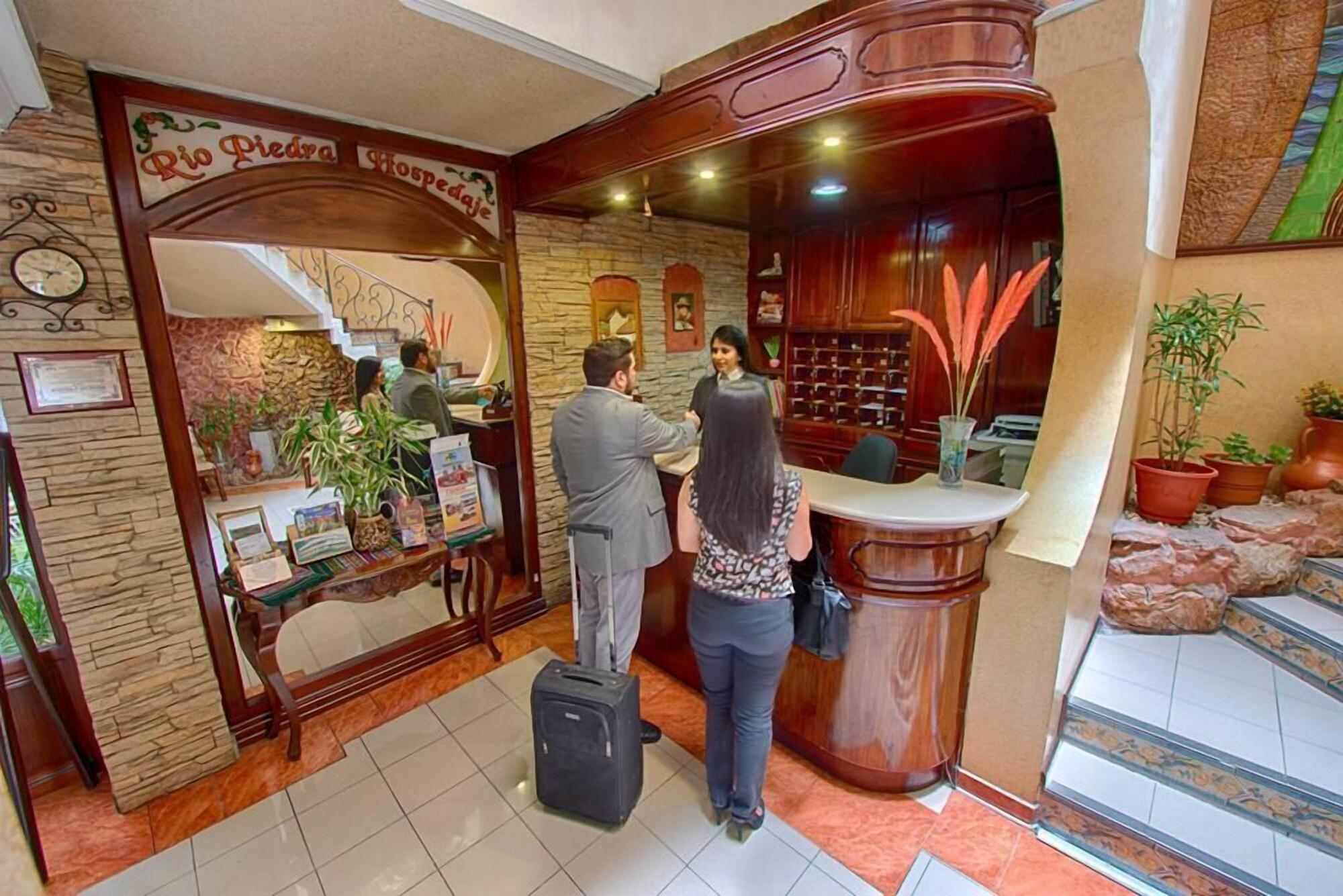 Vista Lobby Hotel Rio Piedra