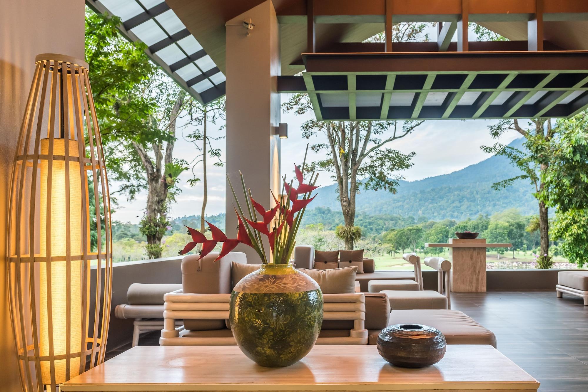 Vista Lobby Chatrium Golf Resort Soi Dao Chanthaburi