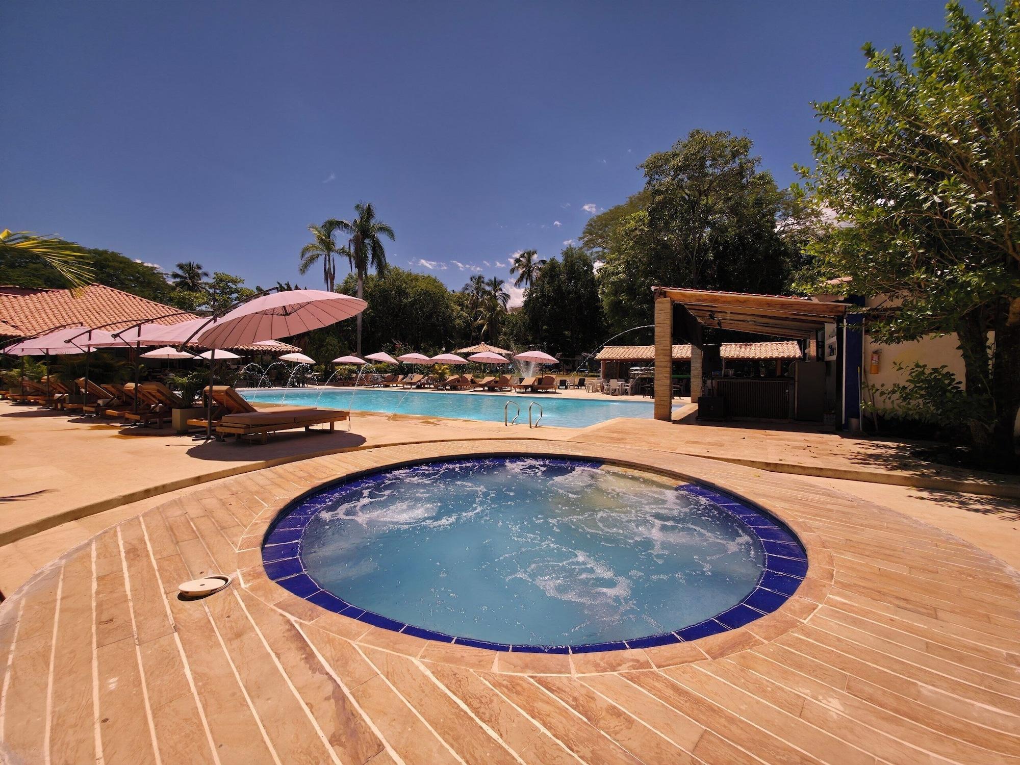 Vista Piscina Hotel campestre real