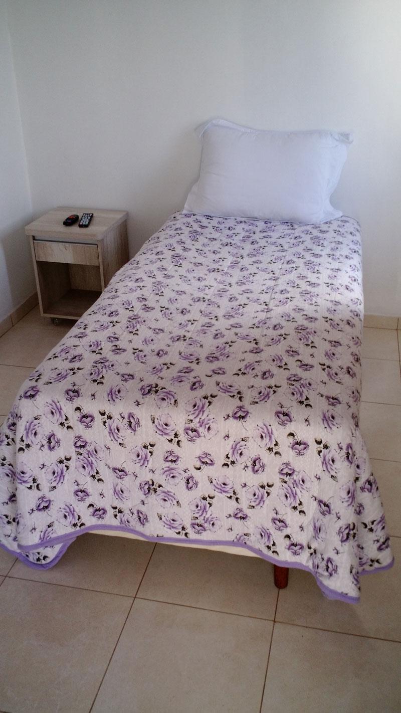 Quarto Pousada Professora Lurdinha