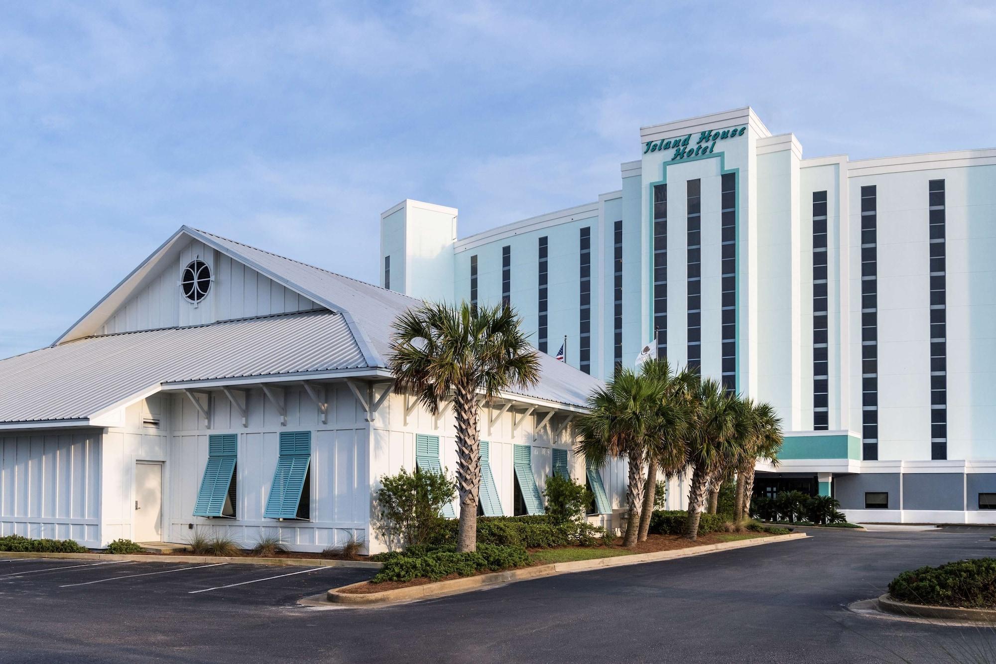 Vista Exterior Island House Hotel Orange Beach - a DoubleTree by Hilton