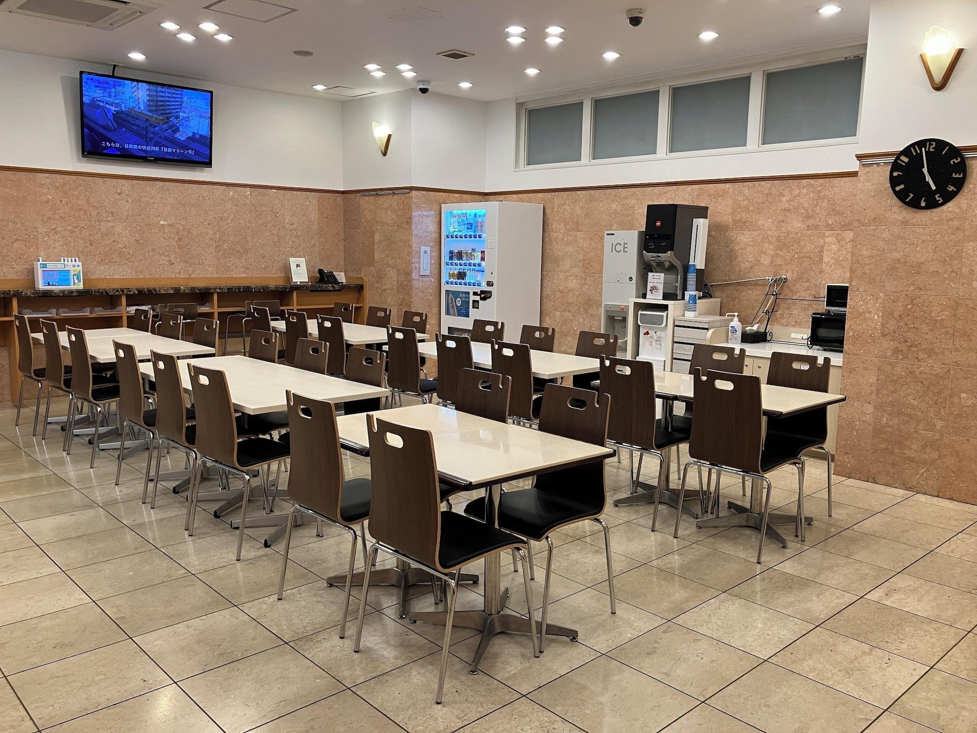 Vista Lobby Toyoko Inn Yokohama Kannai