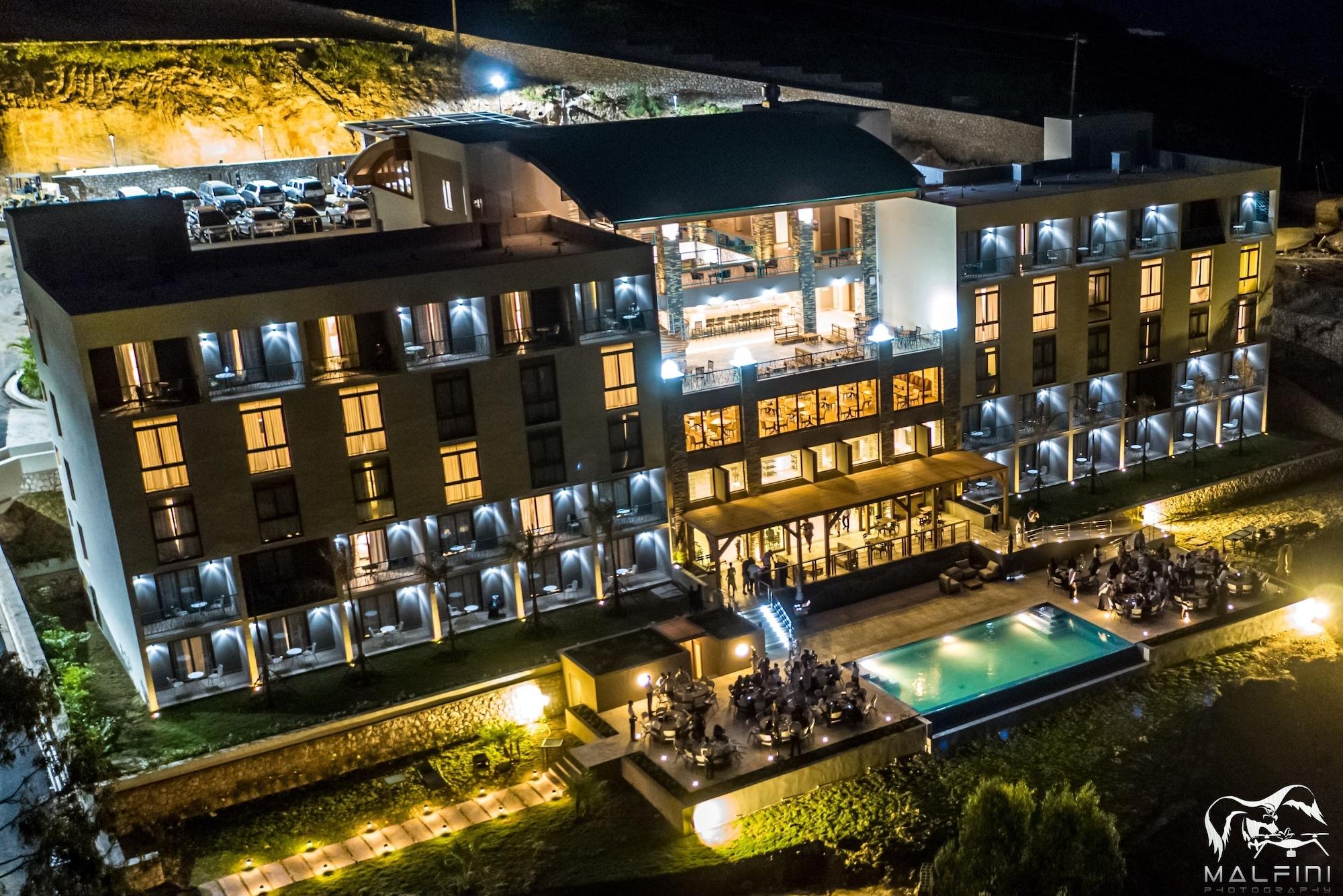Vista Exterior Satama Hotel