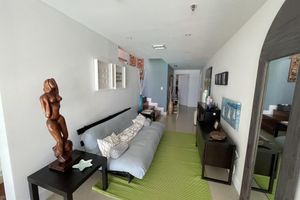 Renta temporal - Spacious Penthouse in Paradise, Huge Villa ~ Eagle Beach, rooftop hot tub!