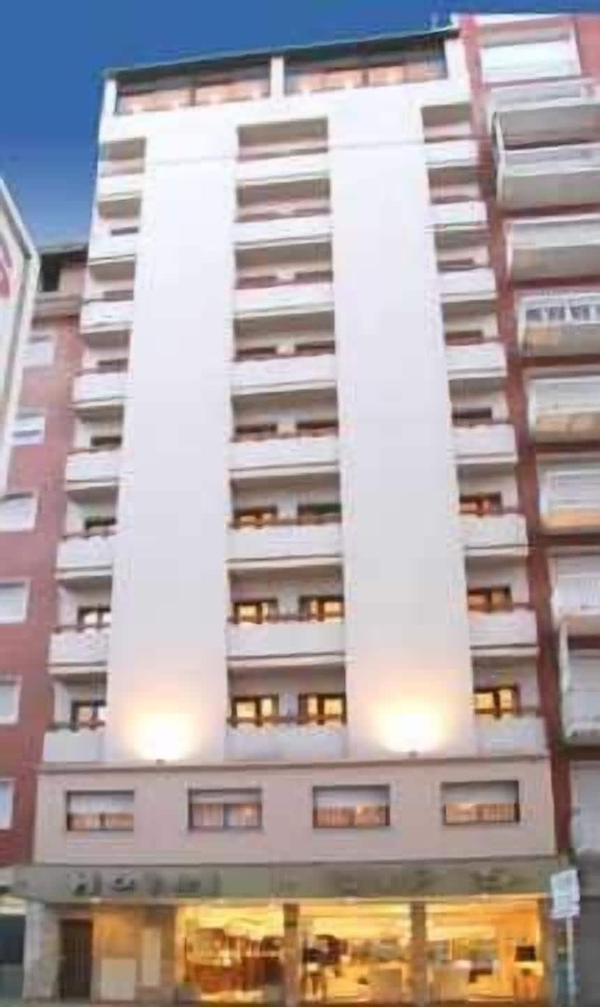 Vista Exterior Vips Hotel