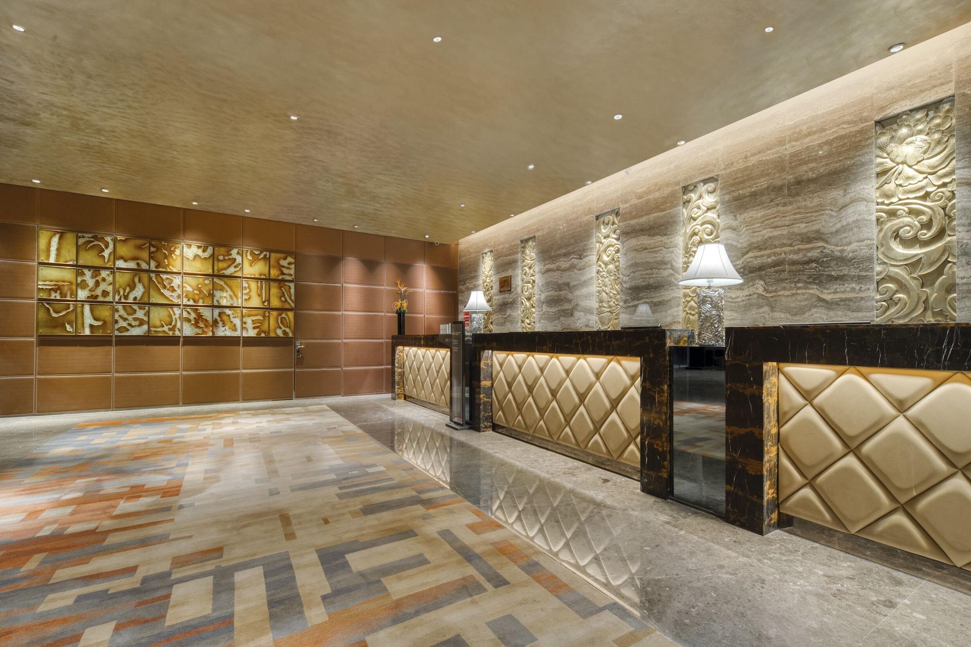 Vista Lobby Crowne Plaza Beijing Chaoyang U-Town by IHG