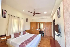 Alojamiento - Hotel Kailas Residency By Knight Hotel