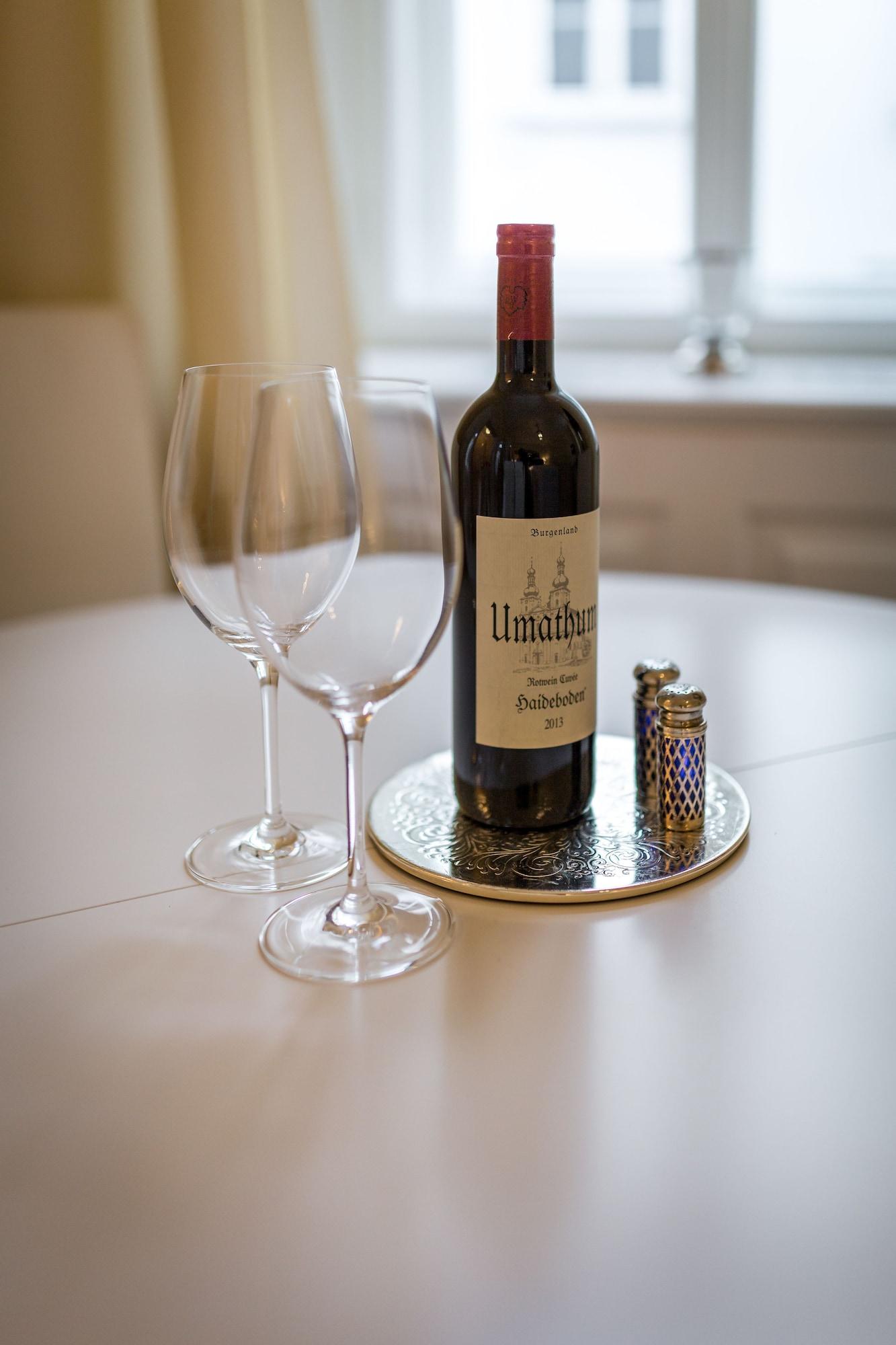 Set de Habitación Parkview Residences