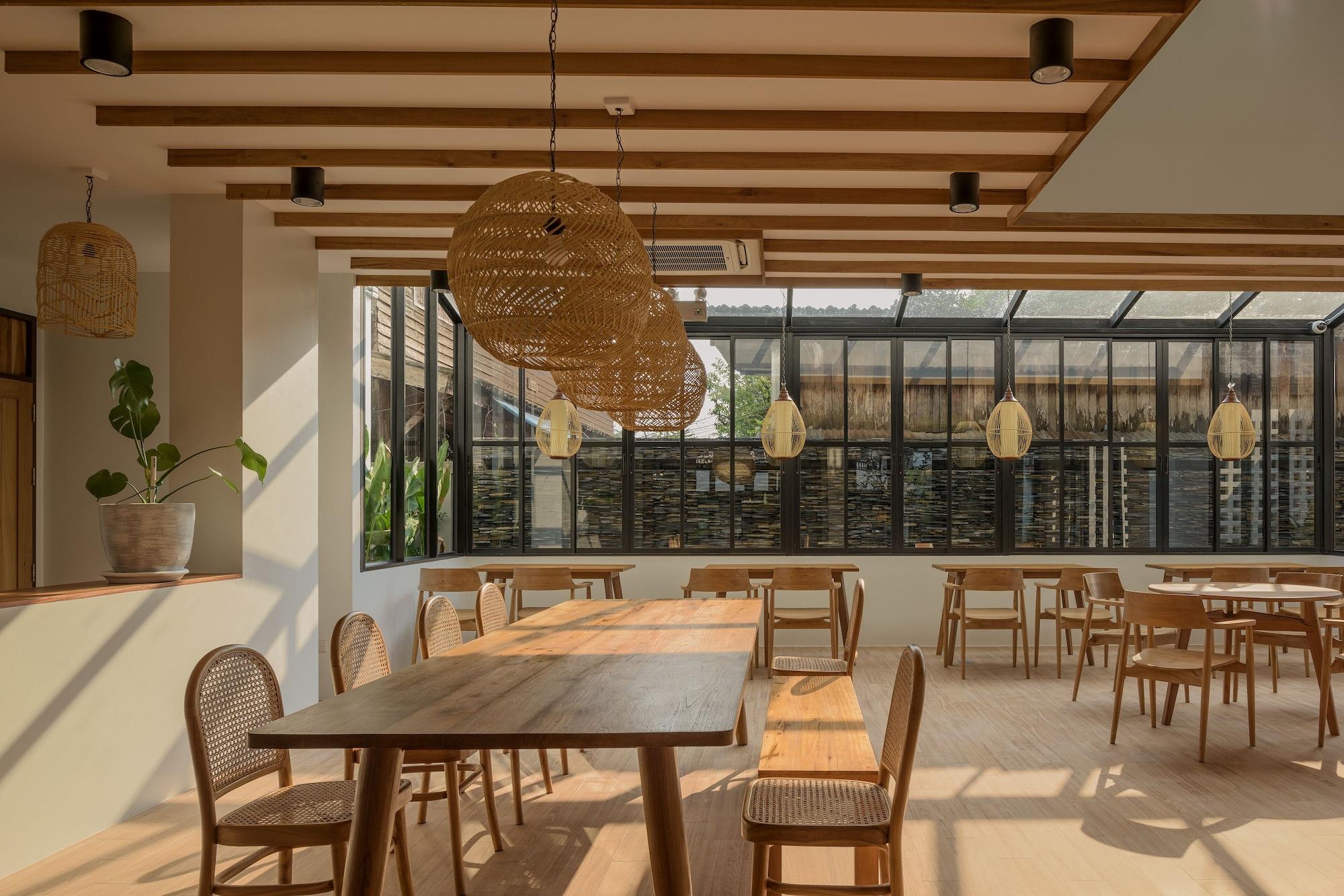 Restaurant The Motifs Eco Hotel